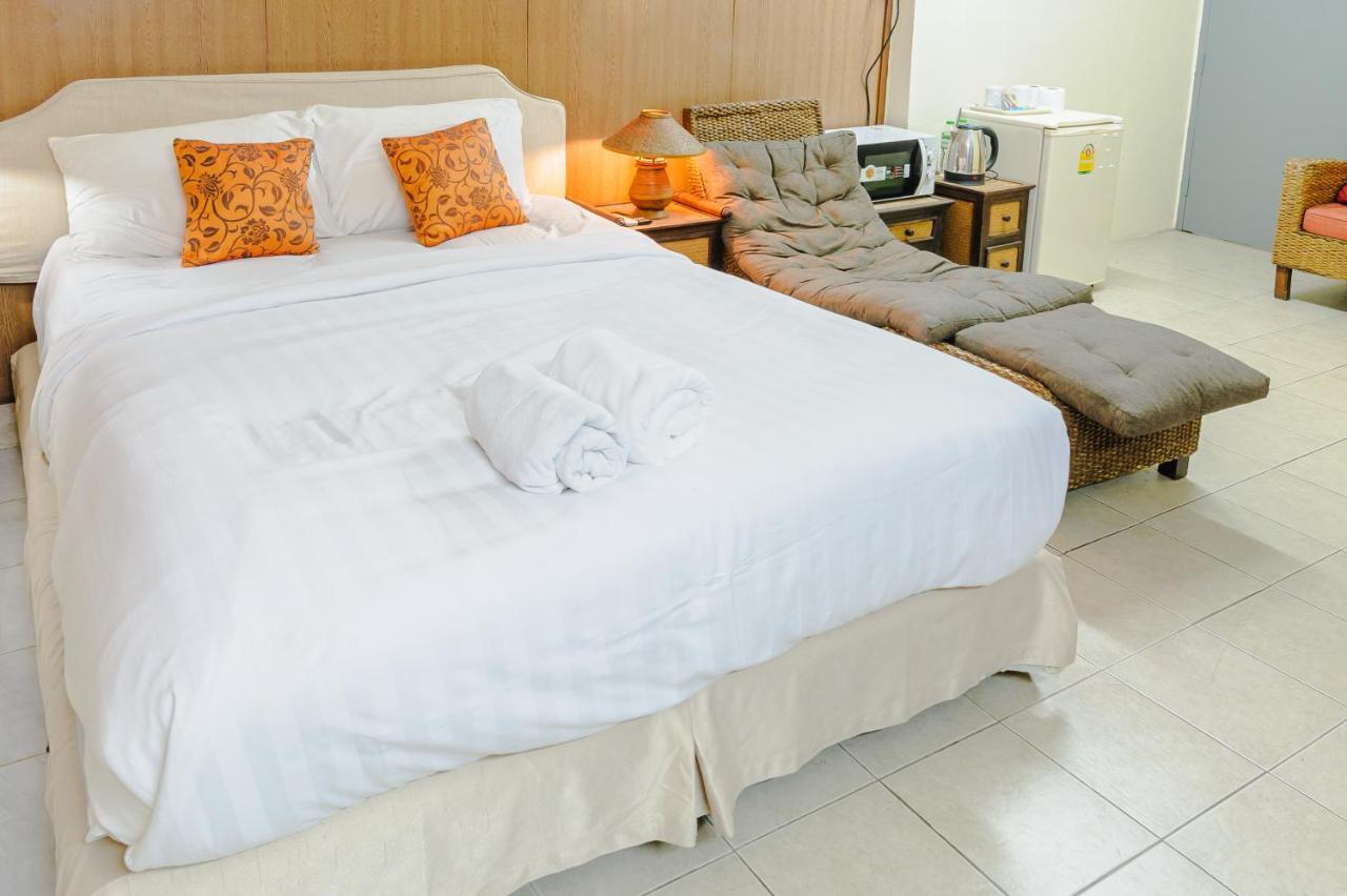 High5 Guesthouse Pattaya Zewnętrze zdjęcie