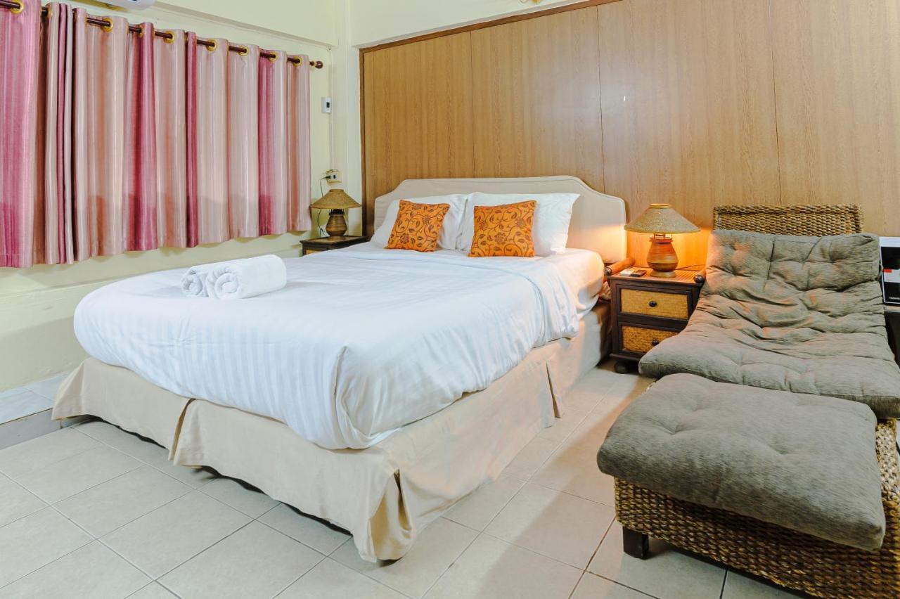 High5 Guesthouse Pattaya Zewnętrze zdjęcie
