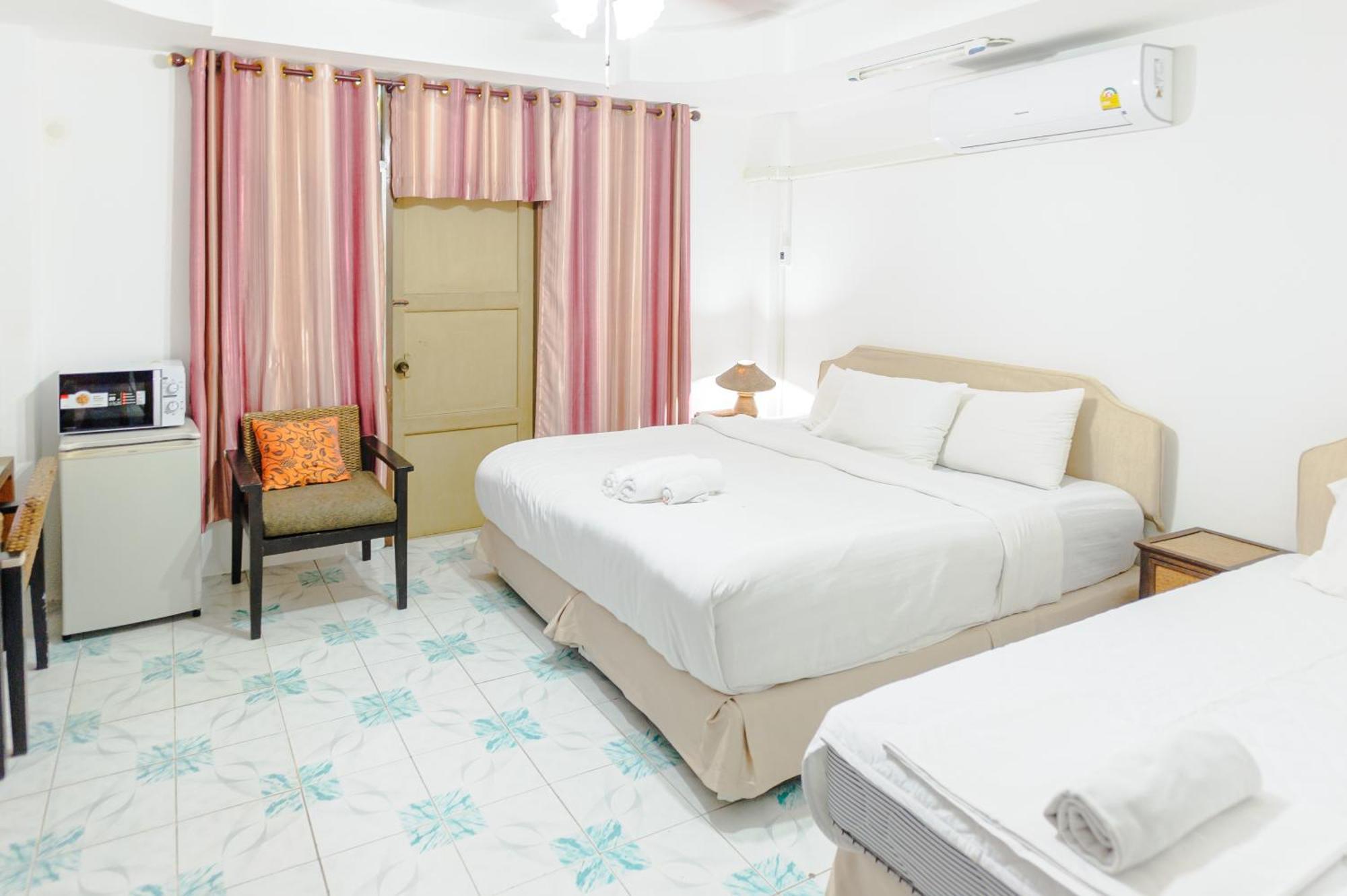 High5 Guesthouse Pattaya Zewnętrze zdjęcie